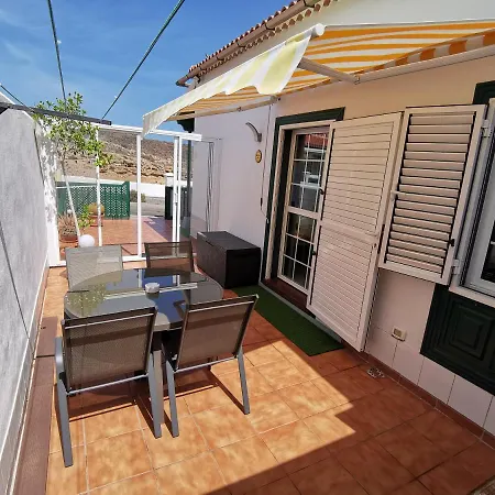 La Casa Del Sol, Abades *