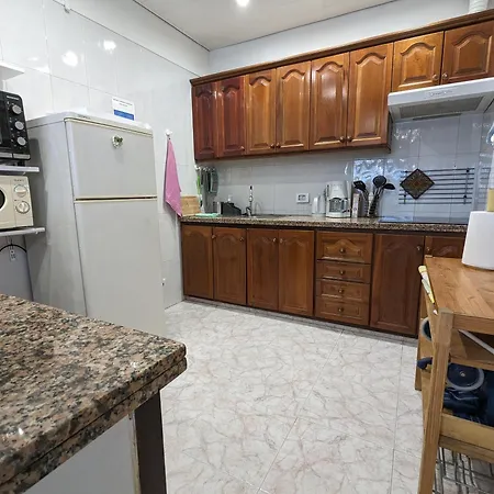 La Casa Del Sol, Abades *